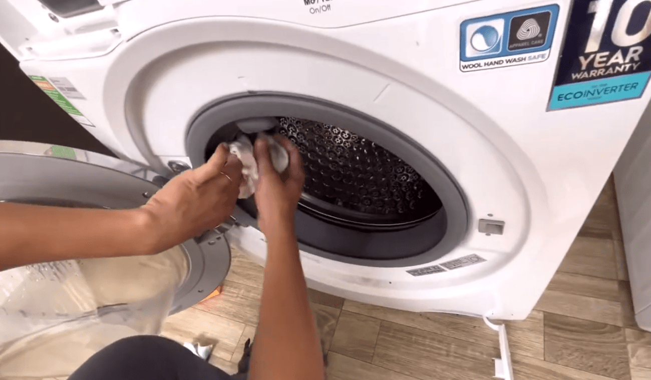 Vệ Sinh Máy Giặt Tại Nhà